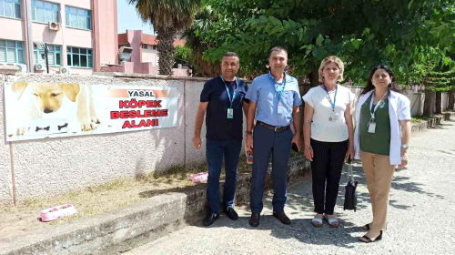 Ayd�n Devlet Hastanesi'nden Sokak Hayvanlar�na Destek