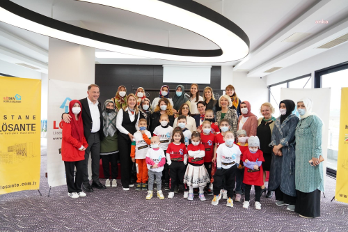 Beylikd�z� Belediye Ba�kan� Mehmet Murat �al�k Ankara'da 'Beslenme Saati' projesini tan�tt�