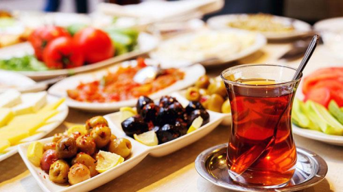 �o�u ki�i evden kahvalt�s�z ��k�yor! ��in uzman� 