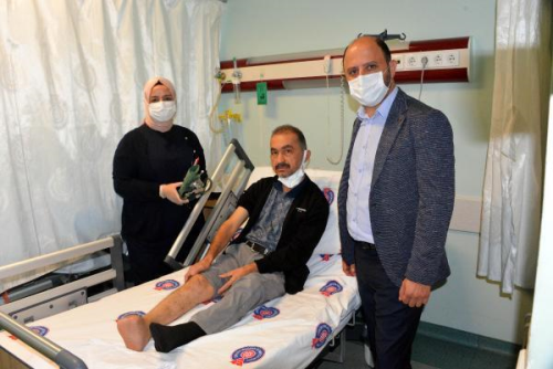 Doktorlar�n 'kesilecek' dedi�i aya��, k�k h�cre tedavisi ile kurtar�ld�