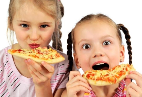Fast food miniklerin di� sa�l���n� tehdit ediyor