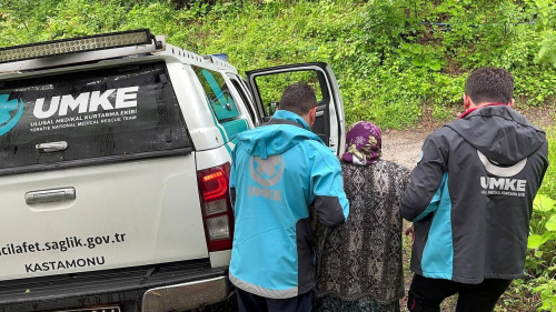 Kastamonu'da iddetli Ya: 4 Diyaliz Hastas Mahsur Kald