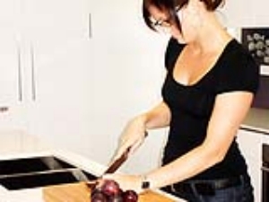 Mutfa��m�z� Kansere Kar�� Eczane Haline Getirebiliriz