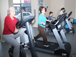 �i�li'deki Spor Merkezlerine Kad�nlar Yo�un �lgi G�steriyor!