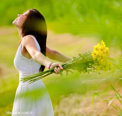 Hastal�k Kontrol ve �nleme Merkezleri, b�t�n yeti�kinlerin haftada en az 150 dakika a��k hava y�r�y��� gibi orta dereceli egzersizler yapmas�n� �neriyor.