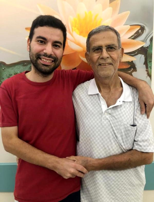 Karaci�eriyle babas�na can oldu