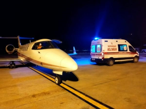 Siroz hastas� Orhan �avu�o�lu ambulans u�a��yla Bursa'ya getirildi