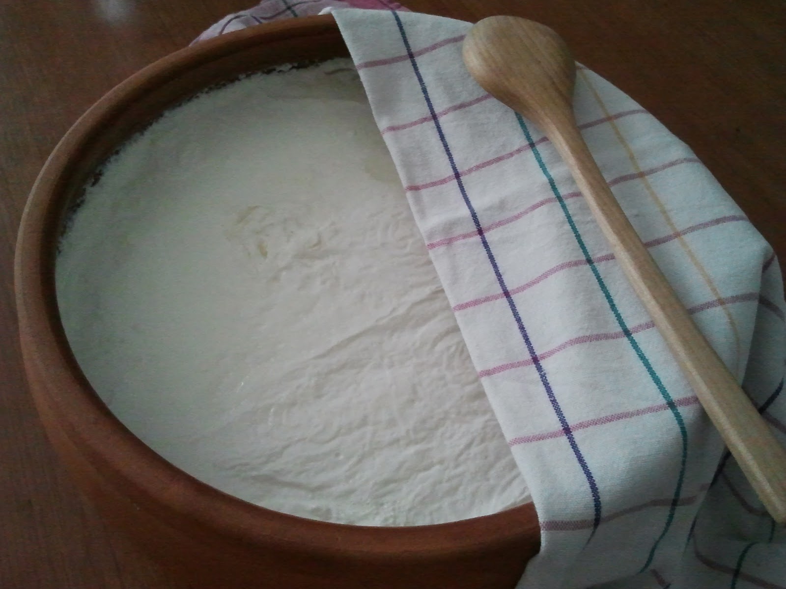 Sokak S�t�nden Yap�lan Yo�urtta Hijyen Uyar�s�